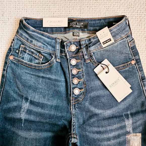 Judy Blue High Rise Dark Wash Button Fly Skinny Jeans Size 0(24) - Picture 6 of 17